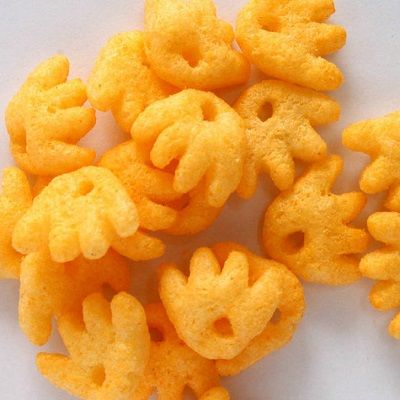 Getreide-Puffs in verschiedenen Formen